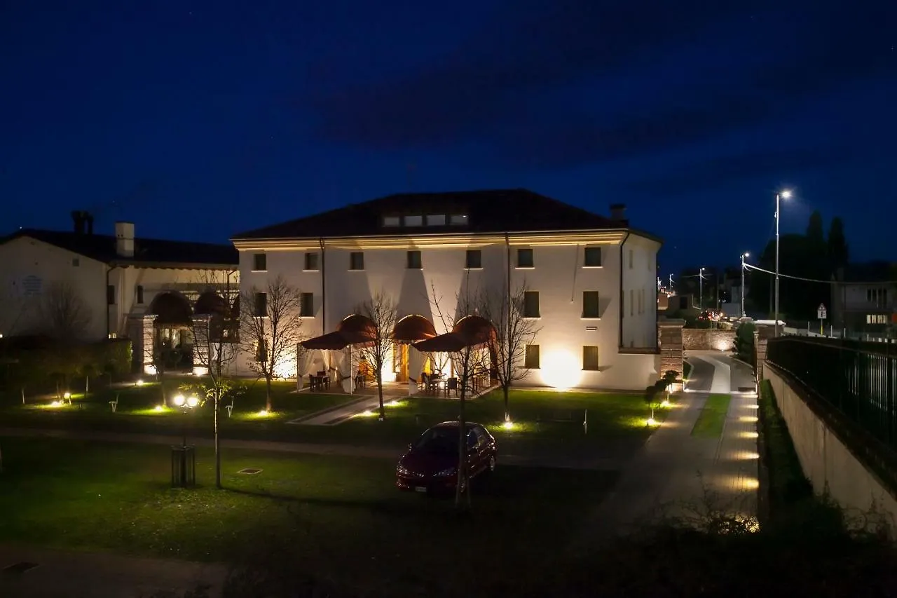 Albergo Antica Corte Marchesini Campagna Lupia 3*,  Włochy